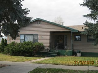 1017 S Cale Ave, Miles City, MT 59301