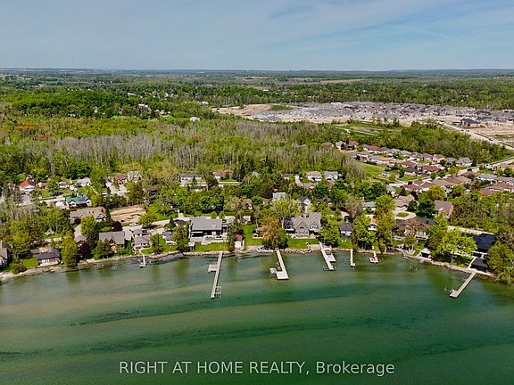 2nd image of 2802 Ireton St