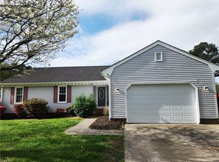 821 Lindale Dr, Chesapeake, VA 23320