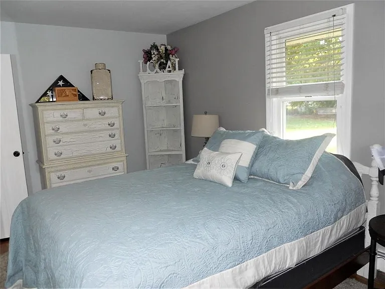 617 Holly Ln — Photo 11