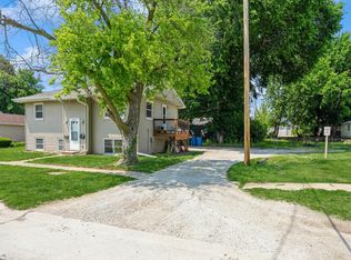 204 & 1/2 E 4th Ave, Indianola, IA 50125