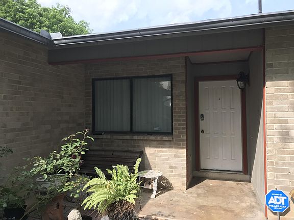 4th image of 13122 Larkabbey St