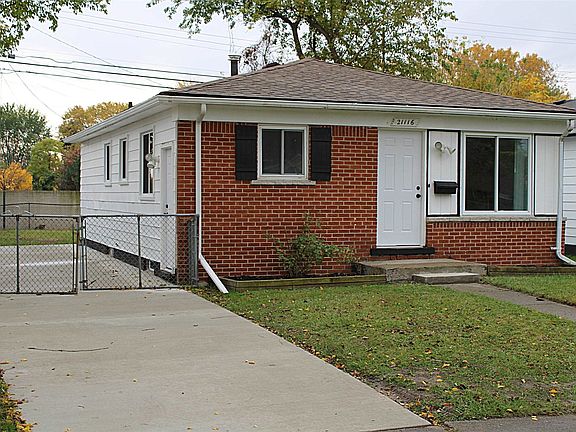 2nd image of 21116 Woodward St
