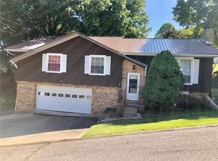 125 Greenbrier Ln, Dunbar, WV 25064