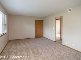 12101 Arbor St #1, Omaha, NE 68144