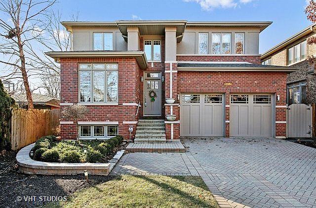 1st image of 216 Kings Ct
