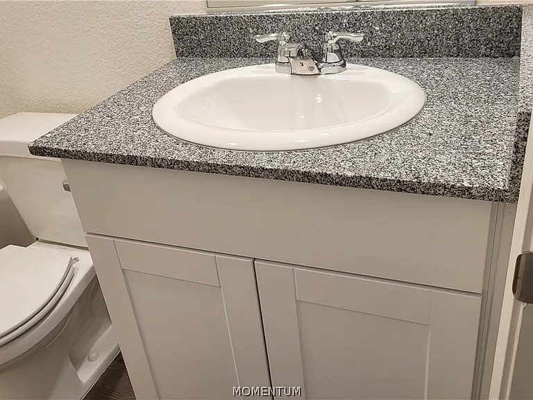 1141 Aspen Dr — Photo 9