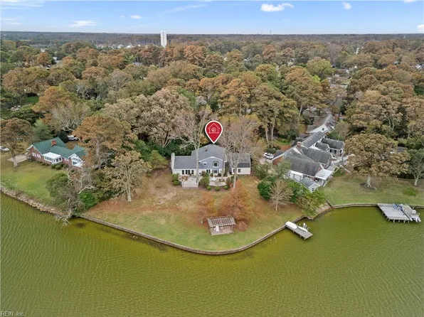 4473 Blackbeard Rd, Virginia Beach, VA 23455