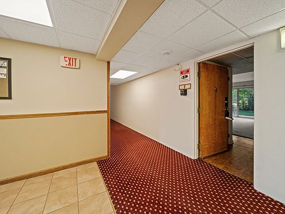 4th image of 5300 Walnut Ave APT 20A
