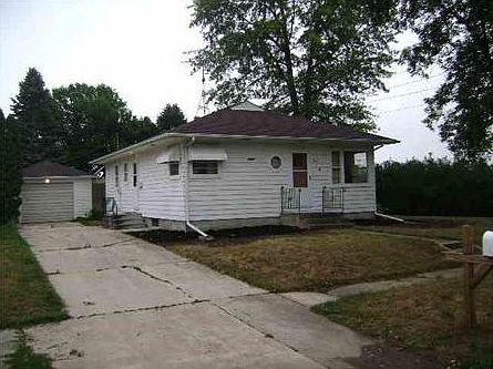 1st image of 421 E Poisal St