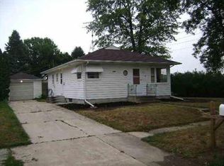 421 E Poisal St, Clarksville, IA 50619