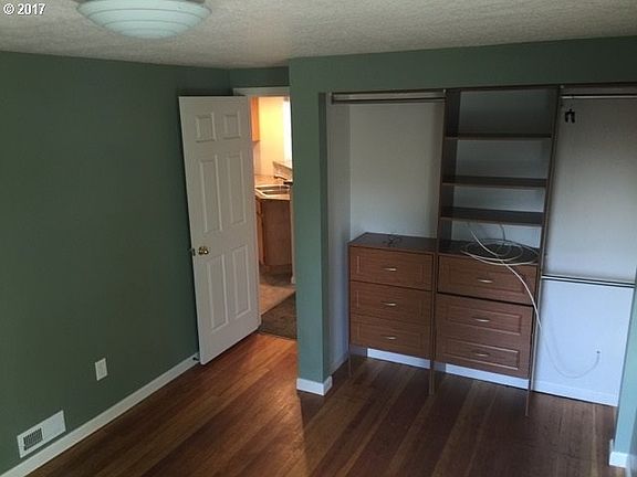 5th image of 2323 E 16th St