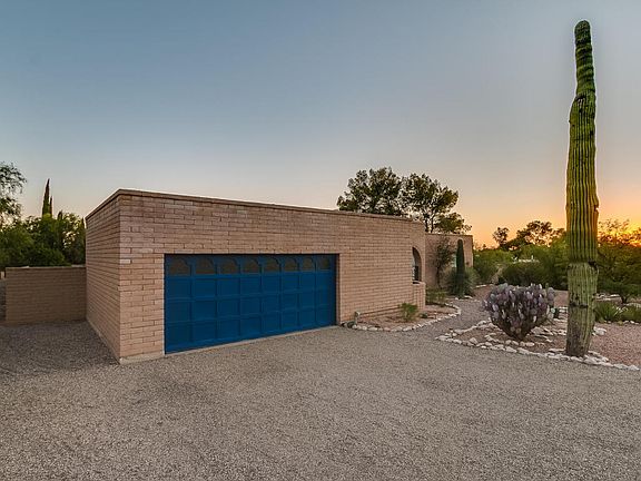 2nd image of 7750 E Knollwood Ter
