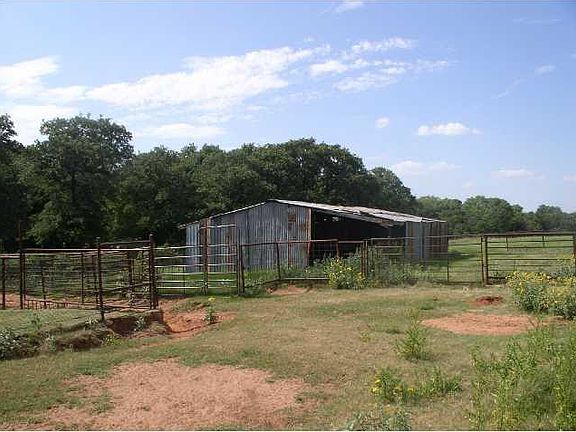 4th image of 254 County Road 1420
