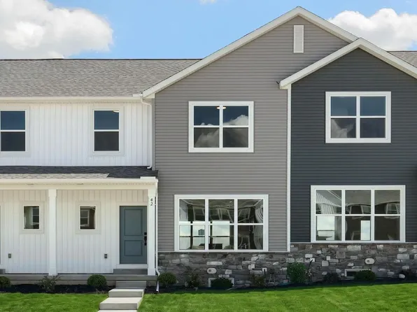 42 N Conifer Dr, Elizabethtown, PA 17022