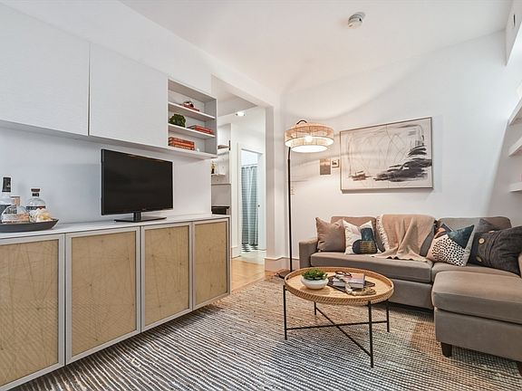 4th image of 12 Isabella St APT 2