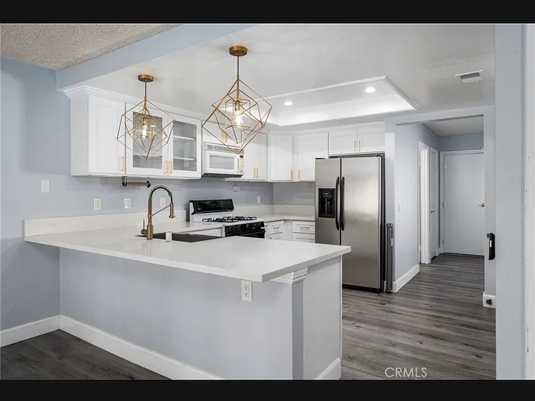 6861 Shadow Ridge Pl — Photo 8