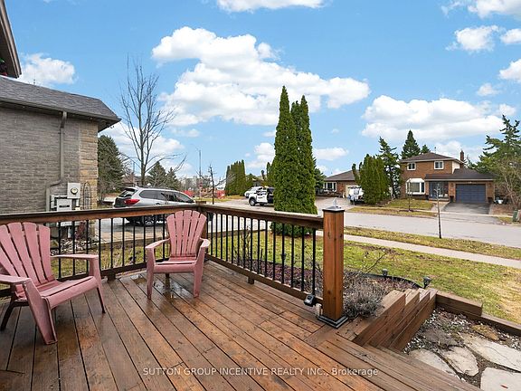 3rd image of 20 Broadfoot Rd