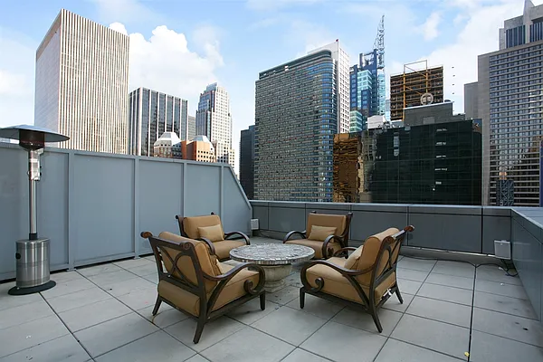 Sold by Corcoran | media 17