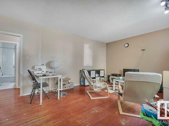 5th image of 11523 75th Ave NW