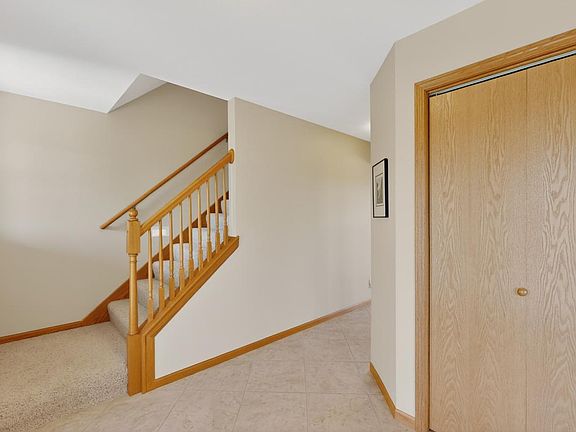 3rd image of 720 Riverwood Ct