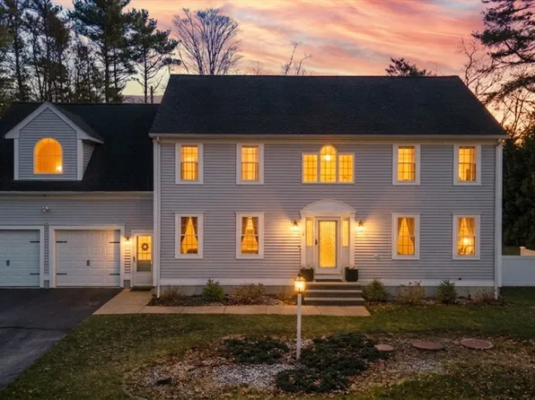 2 Winter Hill Rd, Mattapoisett, MA 02739