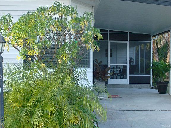 COVERED CARPORT