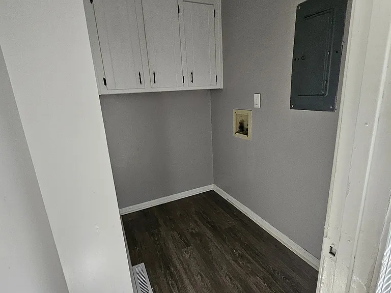 3809 Seamist Rd — Photo 9