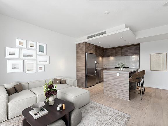 4th image of 1550 Fern St #1909