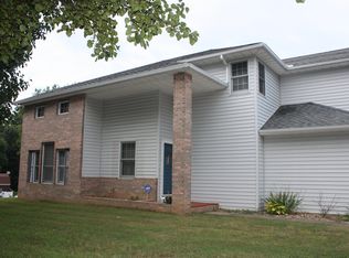 19352 Shed Church Rd, Marion, IL 62959