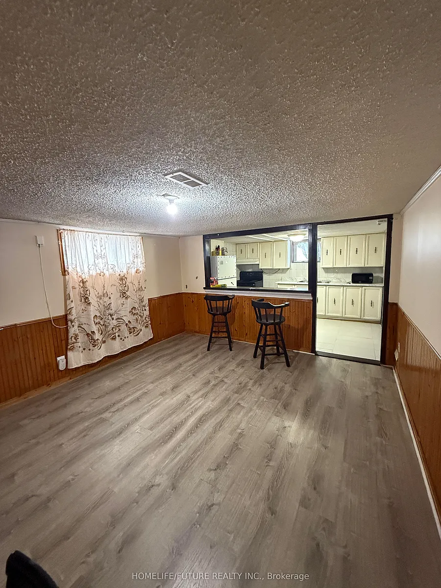Building Photo - 127 Chillery Ave #BASEMENT
