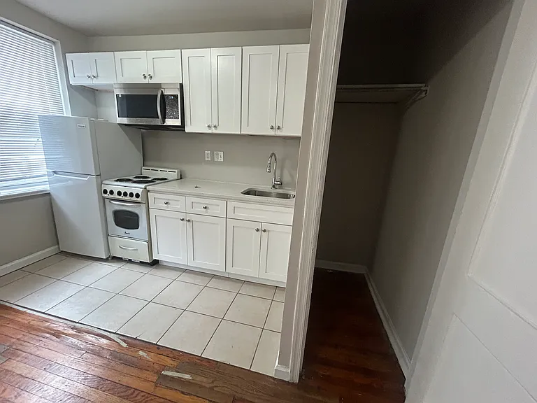 3416 Spring Garden St #B33 — Photo 2