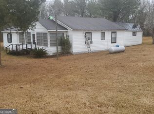 422 Solomon Ln, Dublin, GA 31021