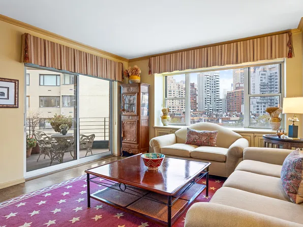 200 East End Avenue image 2 of 21