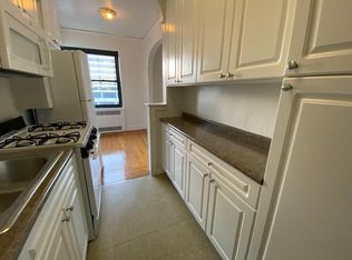 294 Main St #6, White Plains, NY 10601