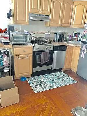 2nd image of 39 W 85th St APT 2