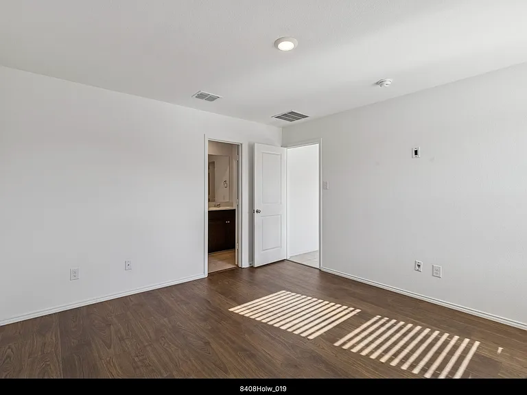 8408 Hollow Bend St — Photo 20