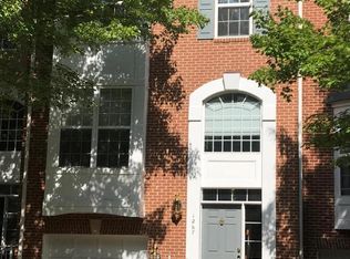 1267 Wild Hawthorn Way, Reston, VA 20194