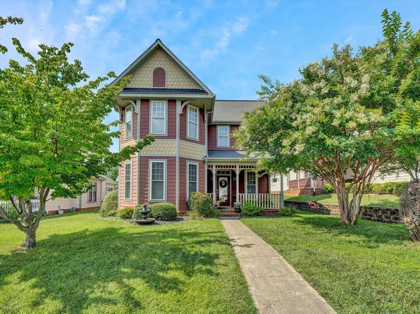 2609 Queens Way, Vinton, VA 24179