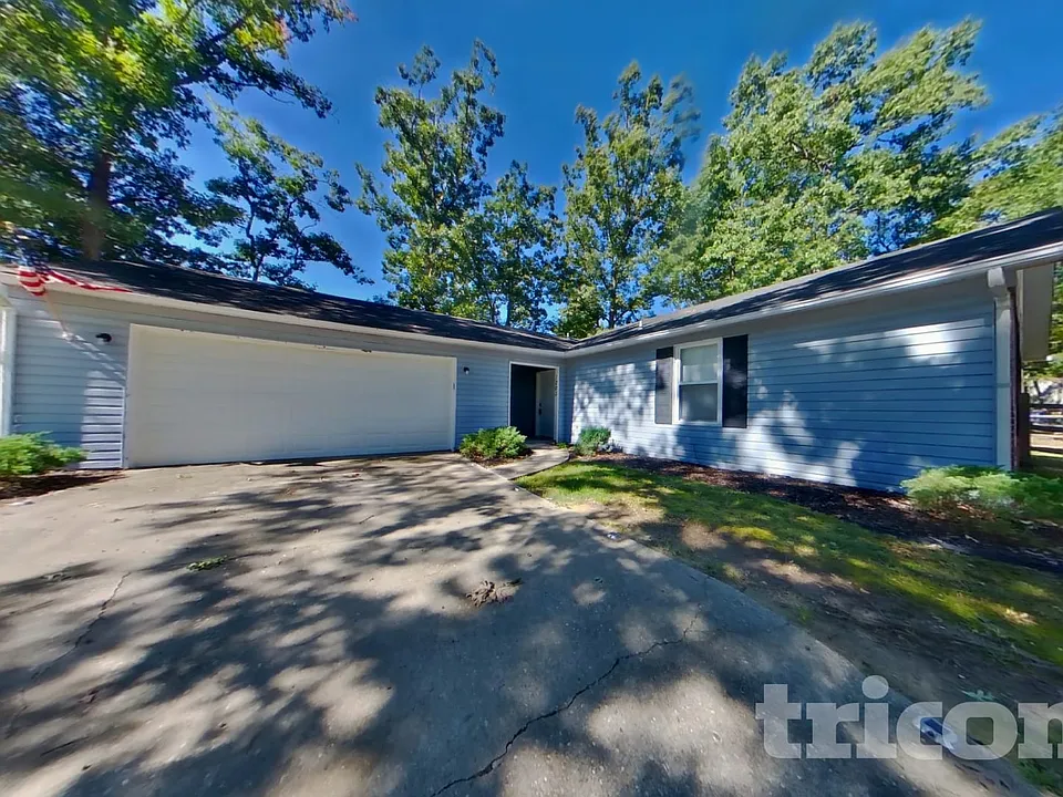 1203 Addison Ct