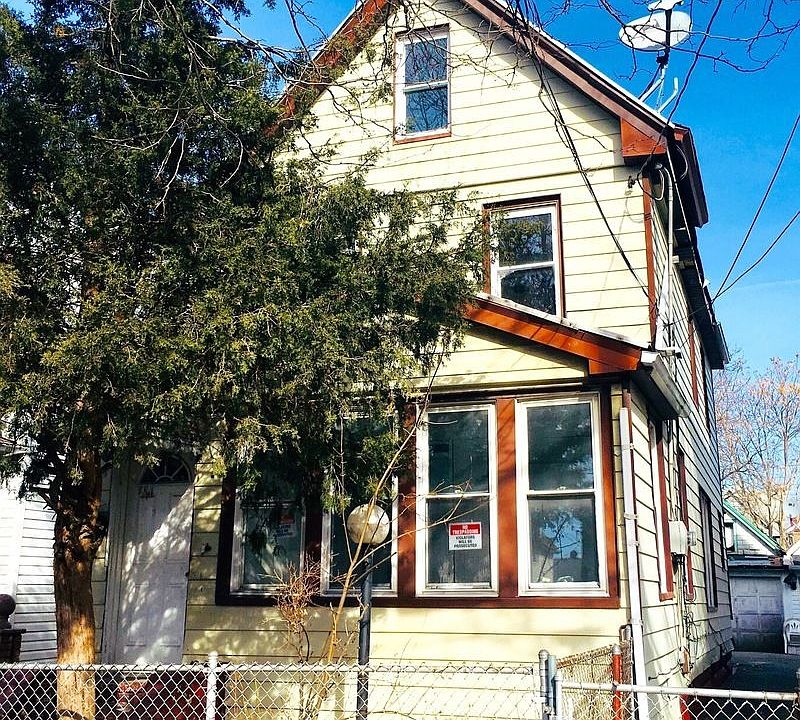 1st image of 10733 Princeton St