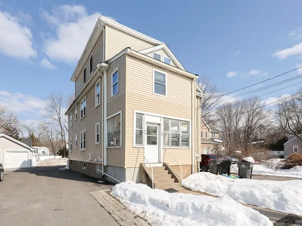 96 Mansfield St, Framingham, MA 01702