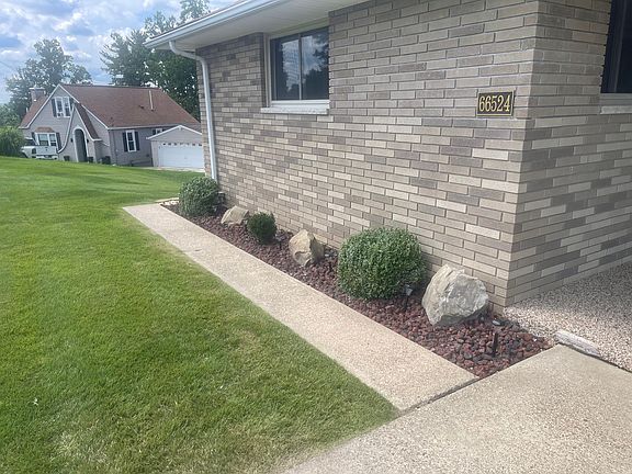3rd image of 66524 N Moss Run Rd