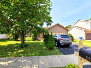 3124 Quincy Ln, Aurora, IL 60504