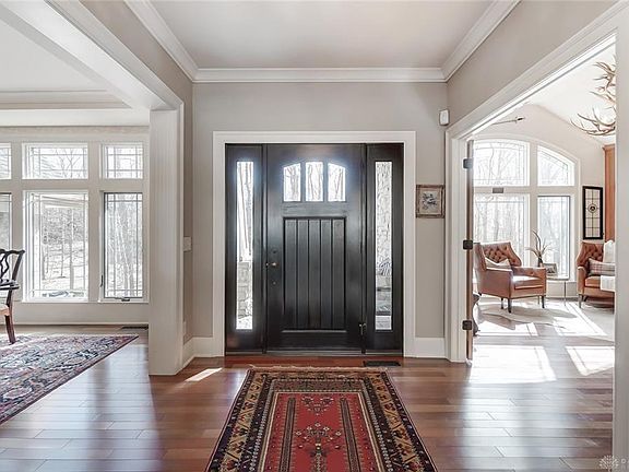 2nd image of 4548 Royal Ridge Way