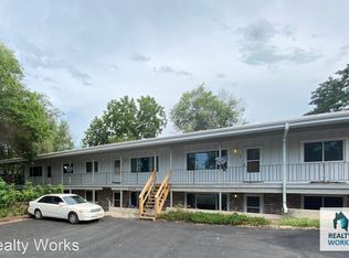 4300 Edison Cir #4, Lincoln, NE 68504