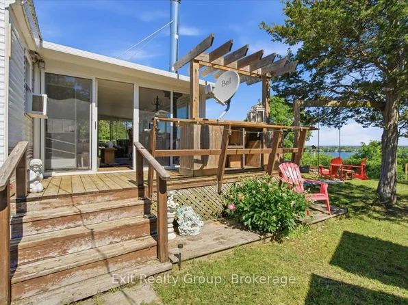 1154 County Road 14, Prince Edward County, ON K0K 1W0