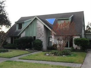 10103 Sagedale Dr, Houston, TX 77089