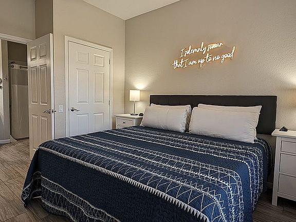 2nd image of 4814 Cayview Ave #102
