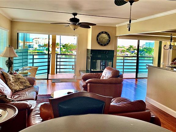5th image of 724 Bayway Blvd APT 3A